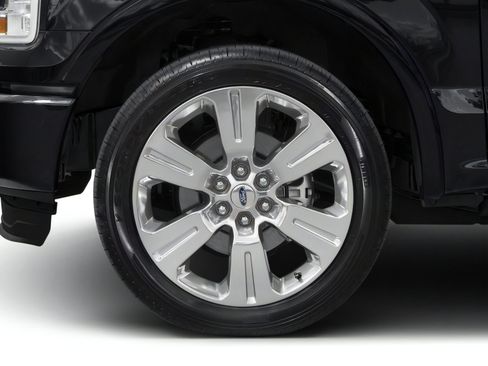 Used 2017 Ford F150 Lariat w/ Equipment Group 502A Luxury image 11