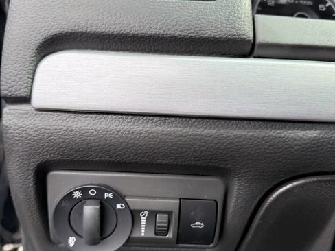 Used 2009 Ford Fusion SEL image 12