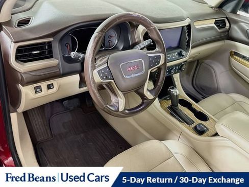 Used 2019 GMC Acadia Denali w/ Technology Package AWD/4WD image 13