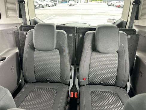 Used 2023 Ford Transit Connect XLT FWD image 28