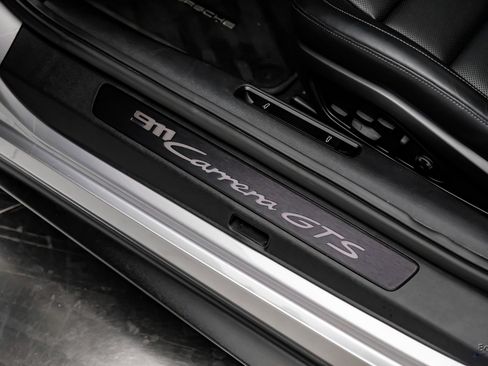 Used 2024 Porsche 911 Carrera GTS image 43