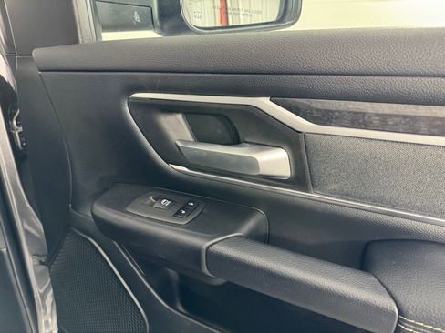 Used 2021 RAM 1500 Big Horn AWD/4WD image 45
