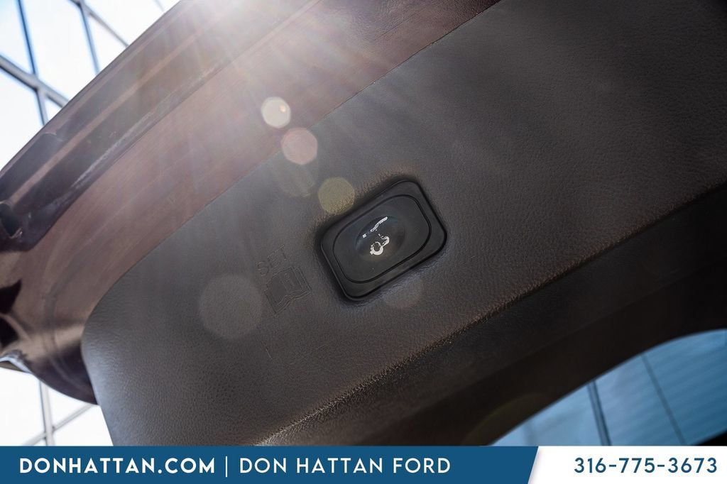 Used 2020 Lincoln Nautilus Reserve AWD/4WD image 28