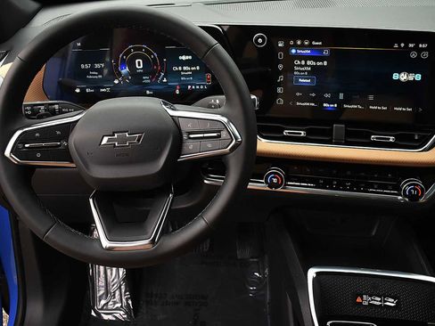 New 2026 Chevrolet Equinox ACTIV w/ Convenience Package III image 14