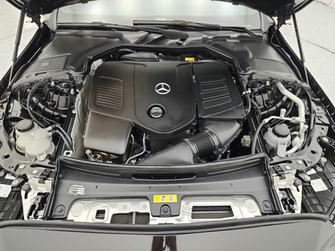 Used 2024 Mercedes-Benz C 300 Sedan image 17