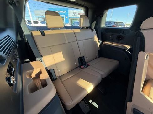 Used 2025 Hyundai Santa Fe Limited image 36