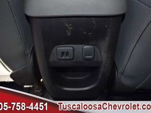 Used 2015 Chevrolet Colorado LT w/ Luxury Package image 25