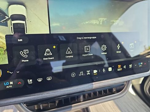 Used 2022 Rivian R1T Adventure AWD/4WD image 19