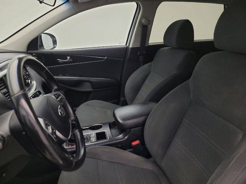 Used 2020 Kia Sorento S FWD image 17