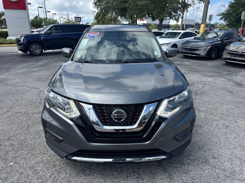 Used 2018 Nissan Rogue S FWD image 4