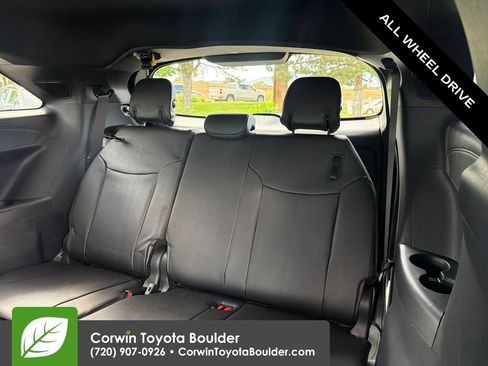 Used 2026 Toyota Sienna Platinum AWD/4WD image 21
