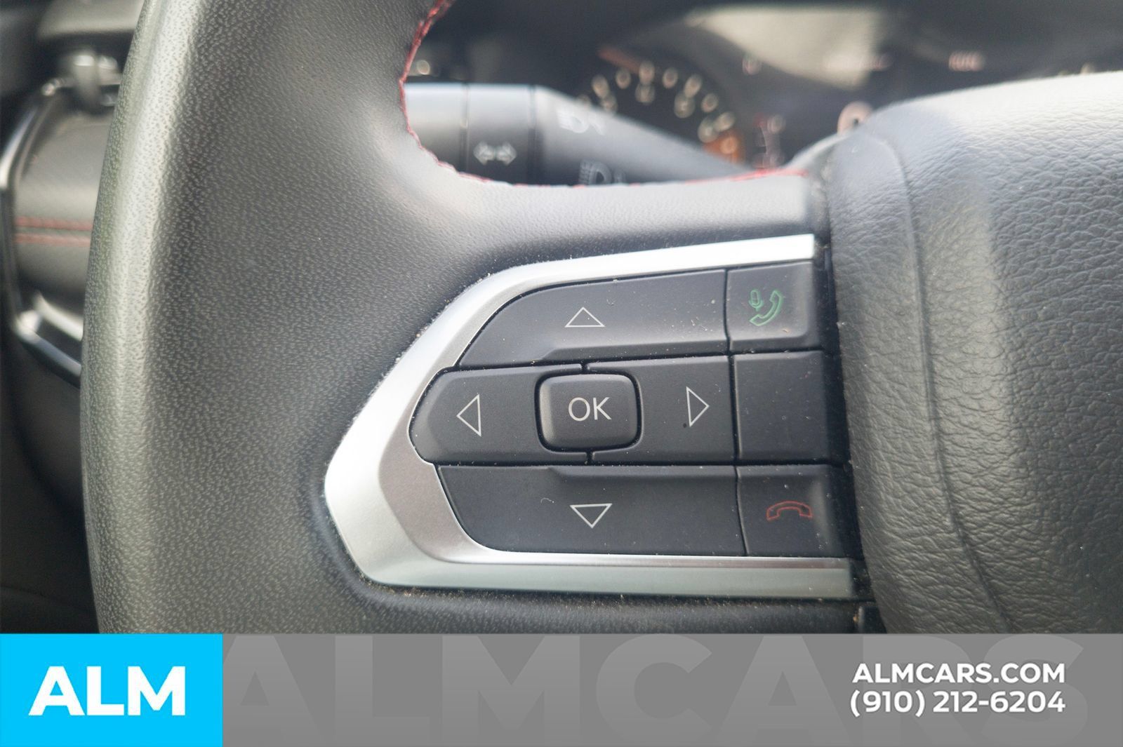 Used 2024 Jeep Compass Trailhawk AWD/4WD image 11