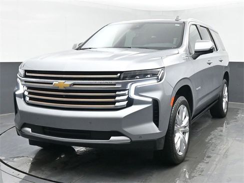 Used 2024 Chevrolet Tahoe High Country image 4