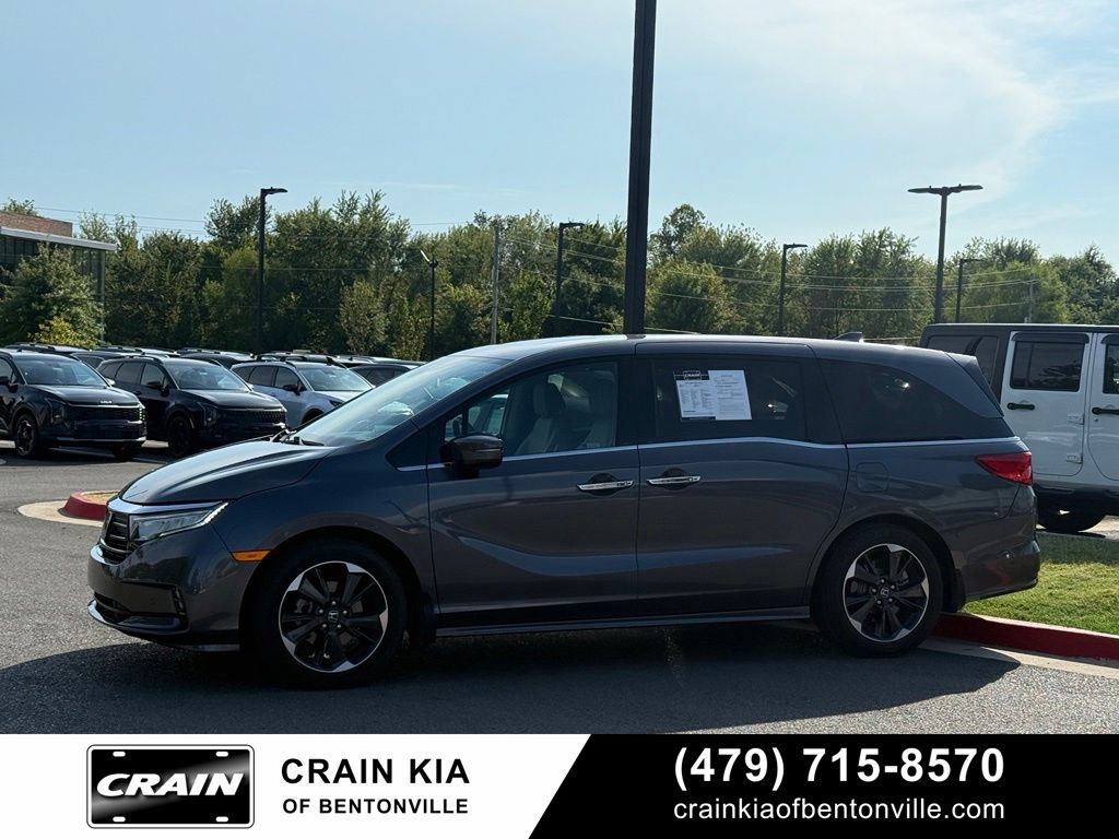 Used 2024 Honda Odyssey Elite image 4