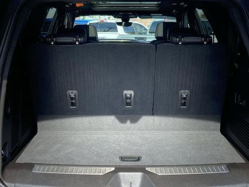 Certified 2021 GMC Yukon Denali w/ Denali Premium Package image 22