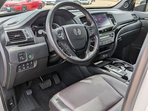 Certified 2023 Honda Ridgeline Black Edition image 10