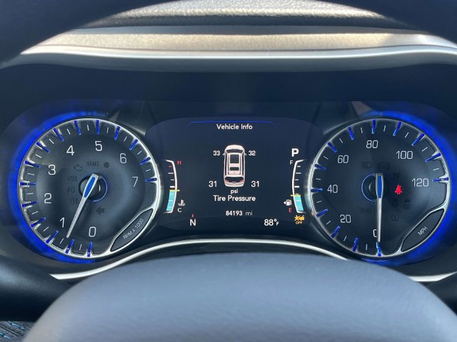 Certified 2021 Chrysler Pacifica Touring FWD image 32