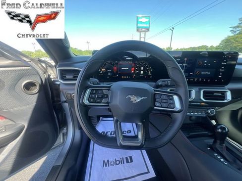 Used 2024 Ford Mustang Premium RWD image 17