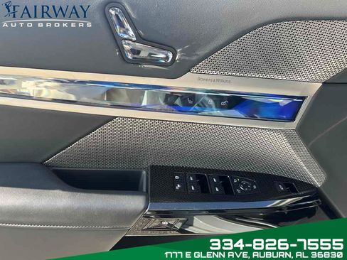 Used 2024 BMW 740i xDrive AWD/4WD image 15