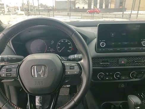 Used 2025 Honda HR-V Sport image 27