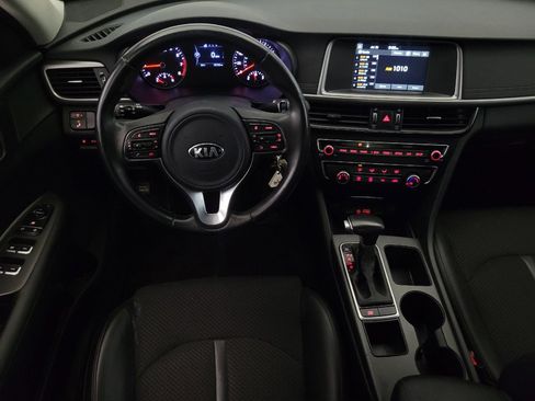 Used 2018 Kia Optima S FWD image 22