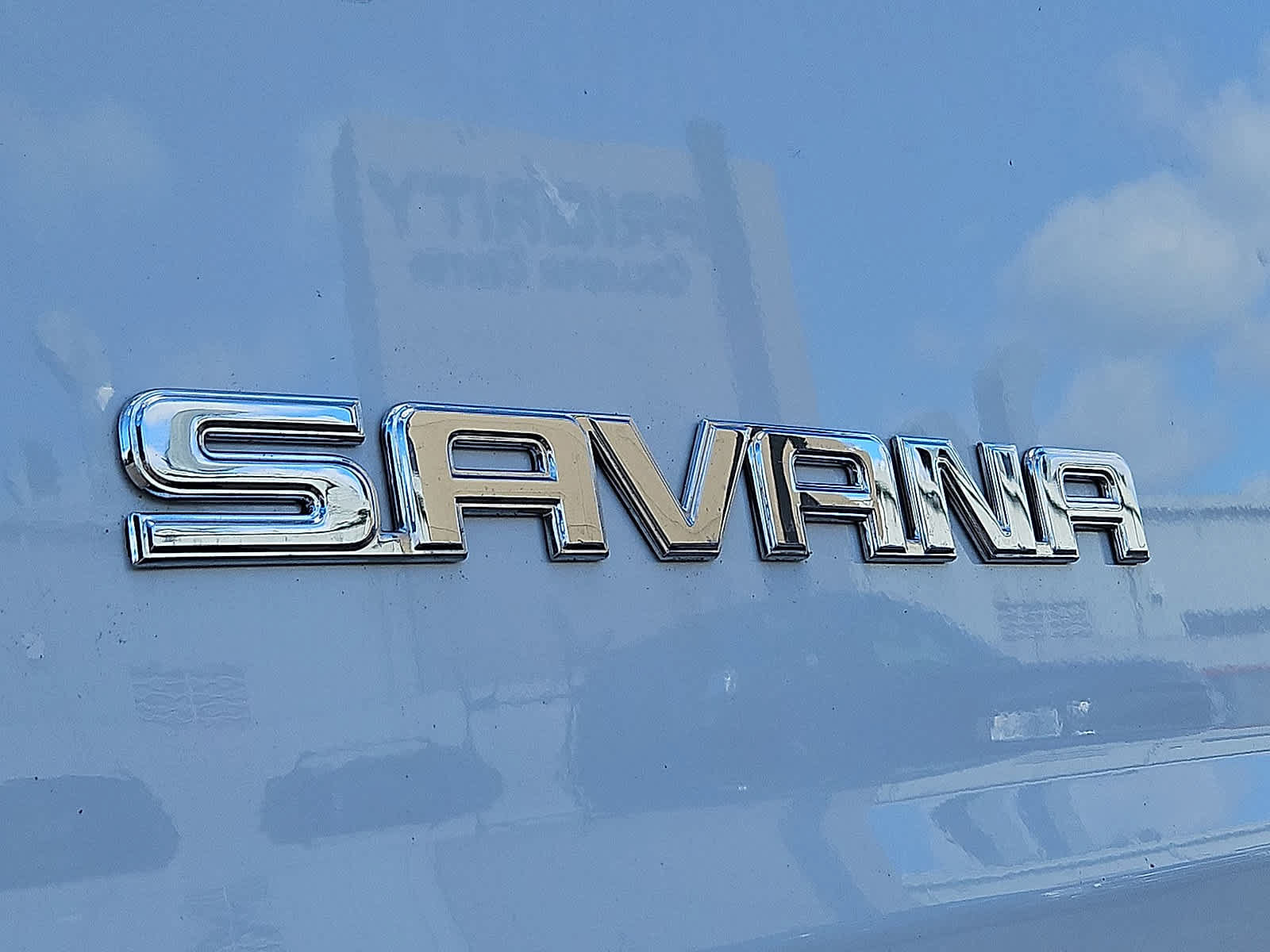 Used 2025 GMC Savana 2500 w/ Driver Convenience Package RWD image 33