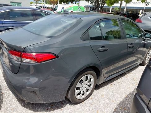 Used 2024 Toyota Corolla LE FWD image 3