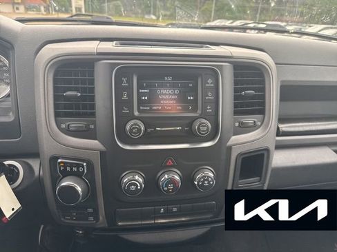 Used 2017 RAM 1500 Express w/ Express Value Package image 15