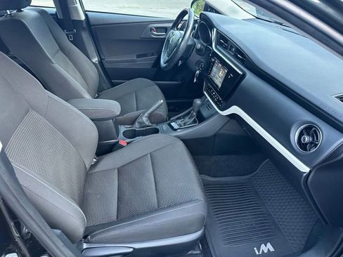 Used 2018 Toyota Corolla iM w/ All-Weather Mat Package FWD image 12