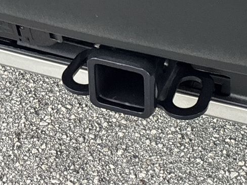 Certified 2024 Ford Explorer King Ranch w/ Technology Package image 11