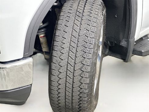 Used 2023 GMC Sierra 1500 SLT w/ X31 Off-Road Package image 25