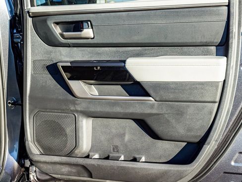 Used 2024 Toyota Tundra Limited image 22