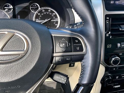 Used 2023 Lexus GX 460 Premium image 25