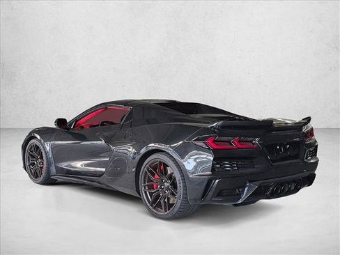 Used 2024 Chevrolet Corvette Z06 w/ Stealth Interior Trim Package RWD image 7