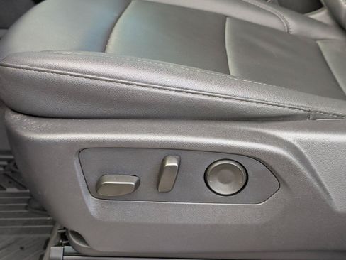 Used 2026 Chevrolet Silverado 1500 LTZ AWD/4WD image 16