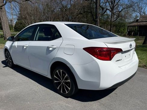 Used 2017 Toyota Corolla SE image 9