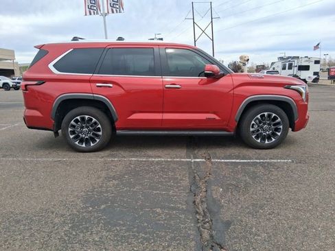 Used 2024 Toyota Sequoia Limited image 11