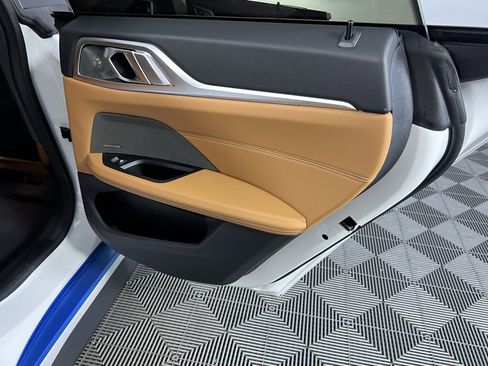 Used 2023 BMW i4 eDrive35 image 27