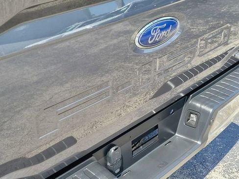 Used 2021 Ford F150 Lariat RWD image 5