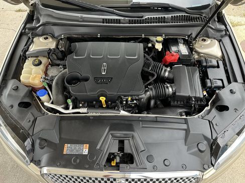 Used 2017 Lincoln MKZ Reserve w/ Technology Package image 9