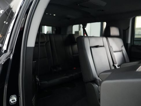 Used 2020 GMC Yukon XL SLT w/ Open Road Package AWD/4WD image 35