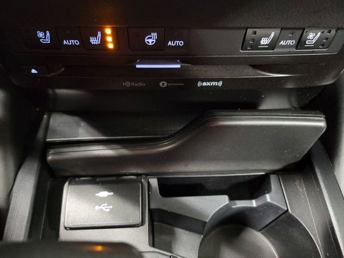 Used 2021 Lexus ES 350 w/ Premium Package image 18