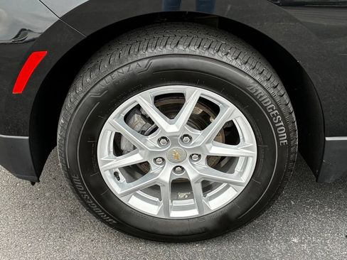 Used 2024 Chevrolet Equinox LS AWD/4WD image 47