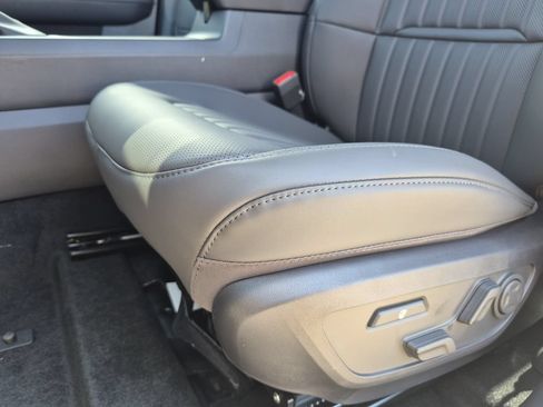 New 2027 Kia Seltos X-Line SX w/ X-Line SX Prestige Package AWD/4WD image 11