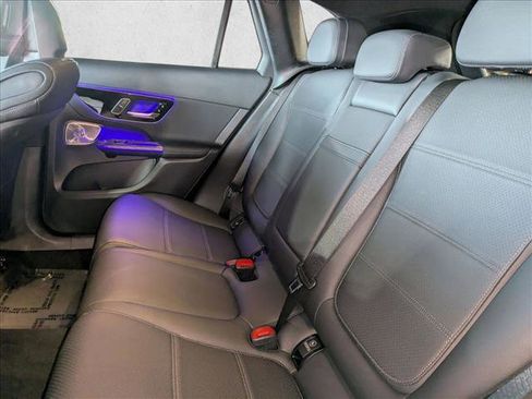 Certified 2025 Mercedes-Benz GLC 300 image 20