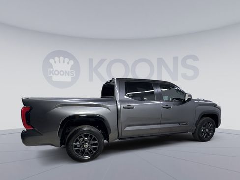 Used 2024 Toyota Tundra Platinum AWD/4WD image 21