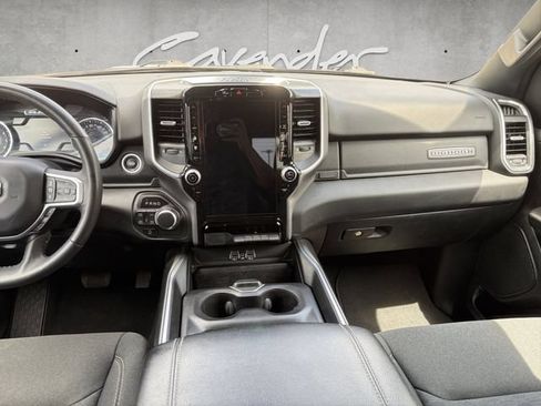 Used 2025 RAM 1500 Big Horn AWD/4WD image 3
