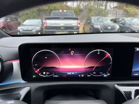 Used 2025 Mercedes-Benz CLA 250 4MATIC image 25