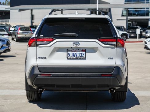 Certified 2023 Toyota RAV4 XLE Premium FWD image 7