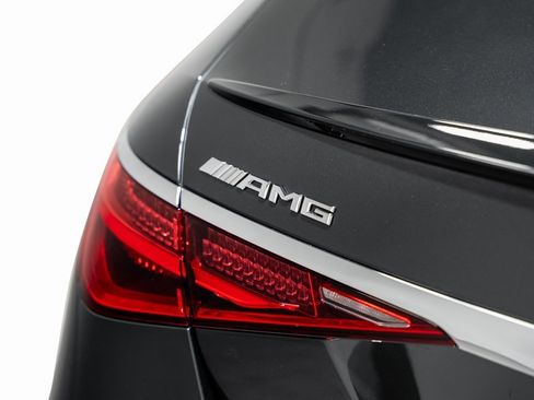 Used 2025 Mercedes-Benz S 63 AMG S image 18